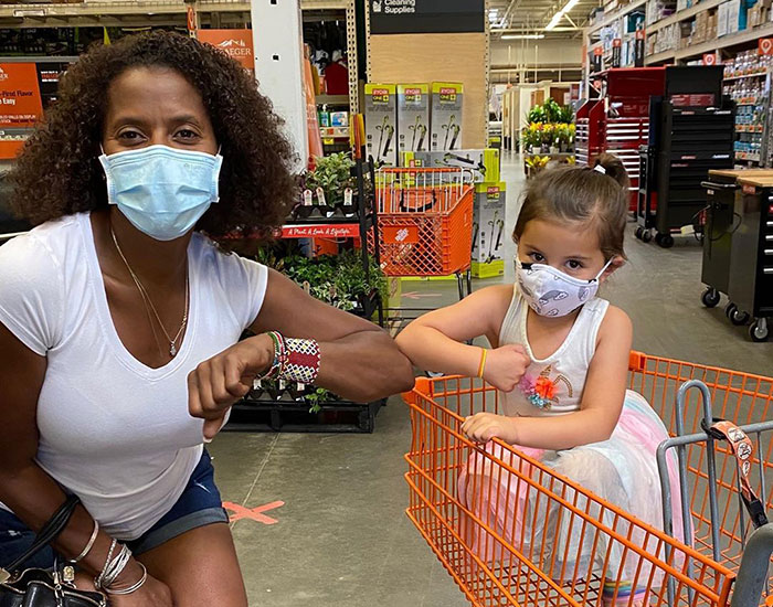 4 Y.O. Girl Yells ‘Black Lives Matter’ In Support Of This Woman In Home Depot And Now They’re Best Friends