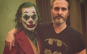 Famous Hollywood Actors Hanging Out With Their Iconic Roles By Ard Gelinck (57 Pics)