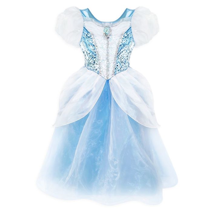 Disney Has Started Selling Costumes That Are Wheelchair-Friendly