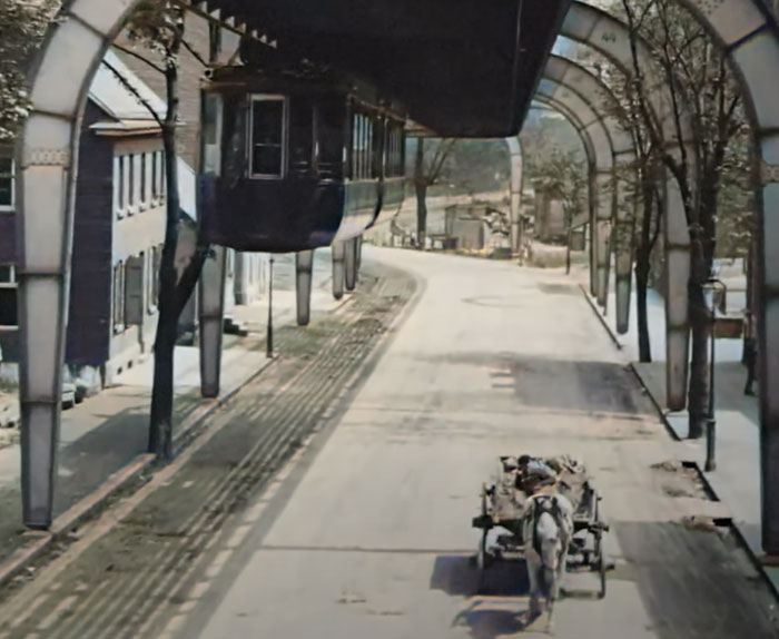 See How Germany Looked In 1902 Thanks To This Rare Footage Taken During A Ride On "The Flying Train"