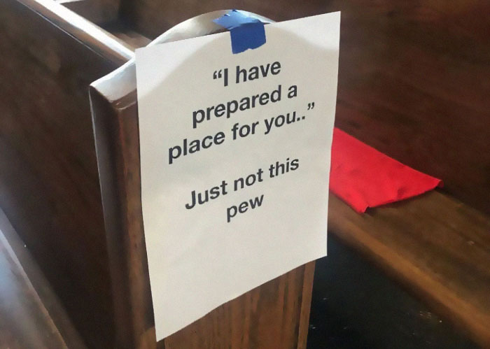 This Church Uses Hilarious And Accurate Biblical References To Enforce Social Distancing (8 Pics)