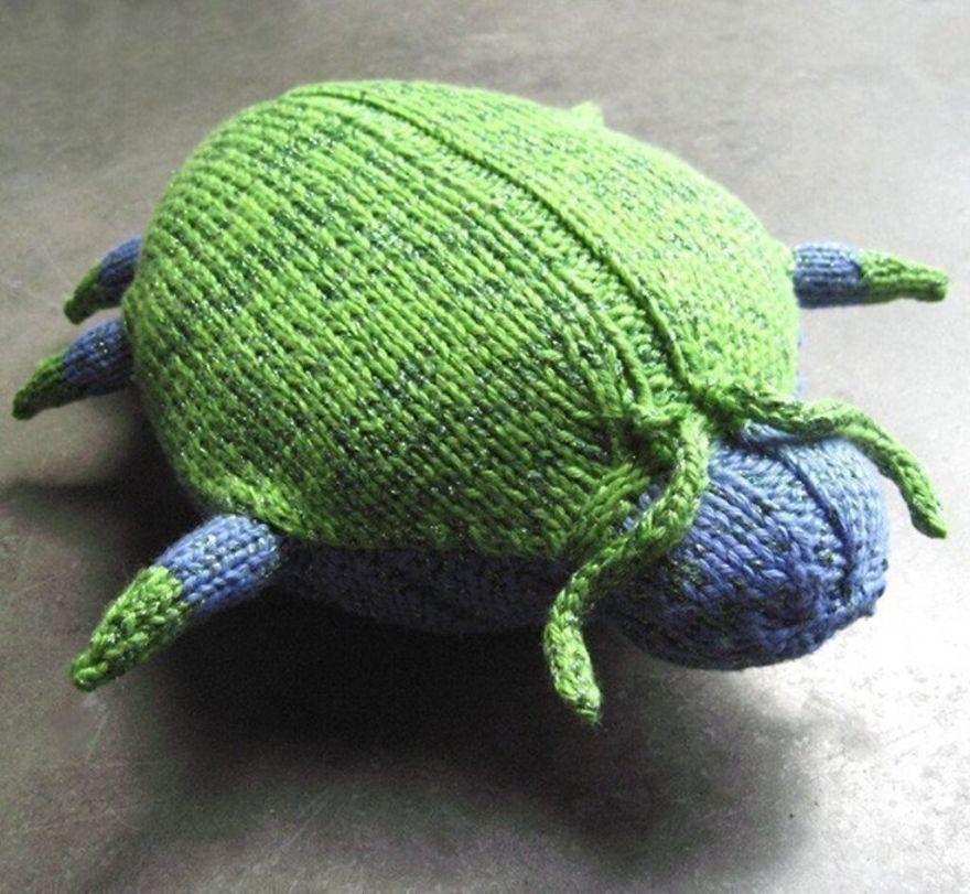 Knit A Sparkle Beetle ... This Little Bugger Is C-U-T-E!