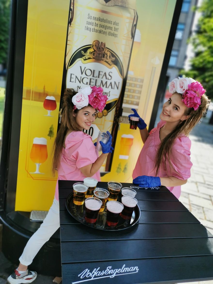 An Unexpected Marketing Solution From Volfas Engelman – Non-Alcoholic Beer From Advertising Columns An Unexpected Marketing Solution From Volfas Engelman – Non-Alcoholic Beer From Advertising Columns