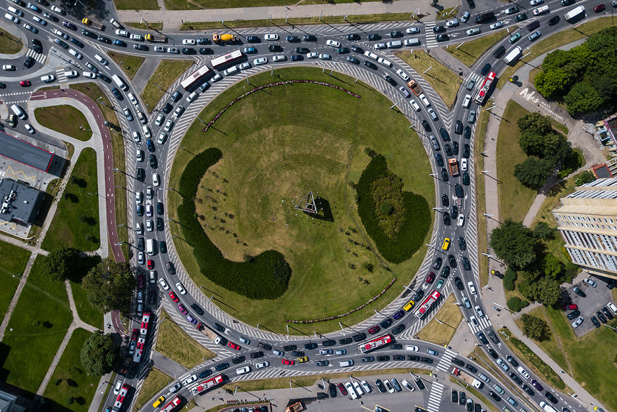 I Edit Drone Photographs To Make It Look Like My City Has A Lot Of Traffic (14 Pics)