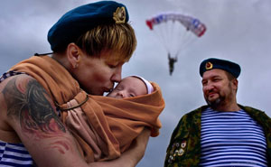 This Is What Russia Really Looks Like: 30 Honest And Bizarre Photos By Aleksandr Petrosyan