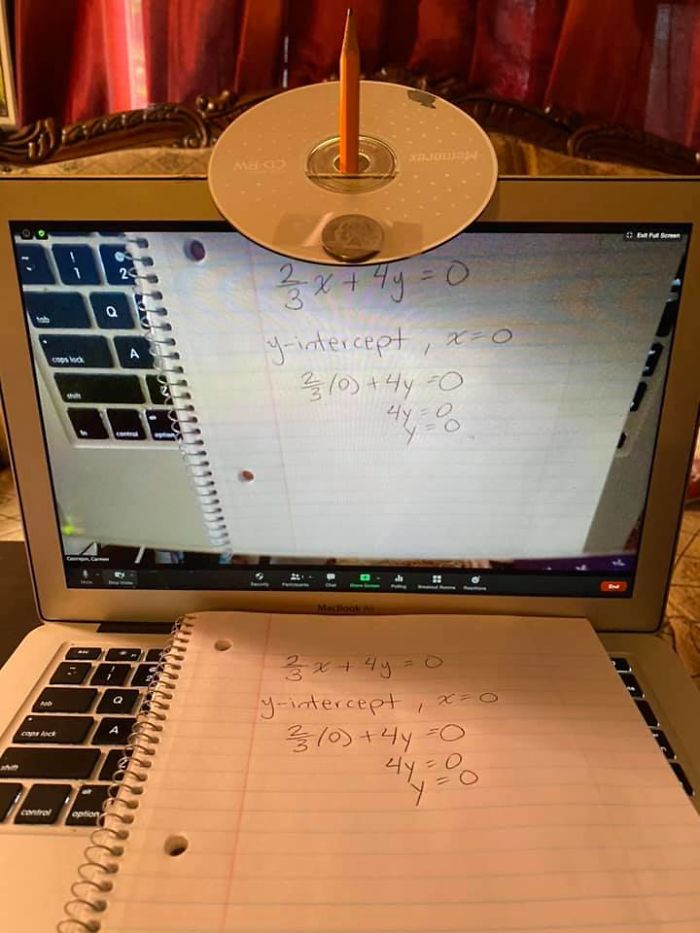 Genius Low-Tech Life Hack For Teachers To Show Handwritten Notes In Online Classes