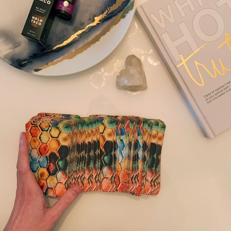 How To Read Your Color Mage Oracle Cards In 11 Pics If You're Trying Hard To Be A Good Person