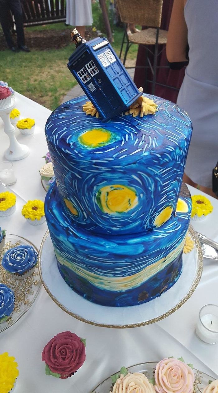 [i Ate] Doctor Who/Vincent Van Gogh Wedding Cake