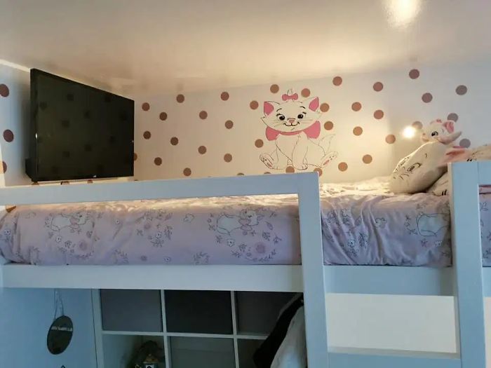 Mom Redoes The Small Bedroom That Her 3 Daughters Share Ensuring Each Of Them Gets Their Own Personal Space