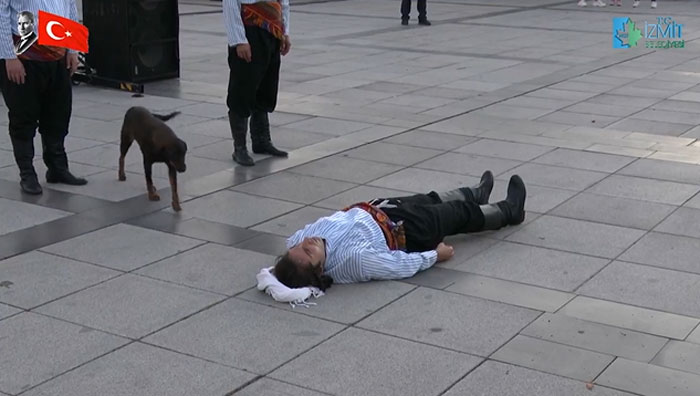 Stray Dog Interrupts Performance To Help Actor Who’s Pretending To Be Injured