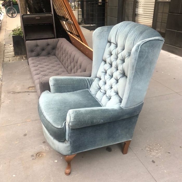 Nerd Alert! This Stoop Excites Us! Soho Giving Us Two Great Finds This Morning! Both The Chair And Couch Are Gorgeous. Prince And Thompson! 