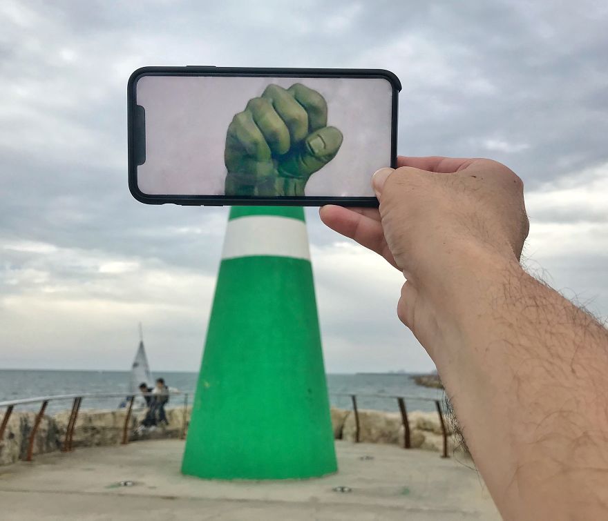 Bringing Everyday Objects To Life With A Smartphone