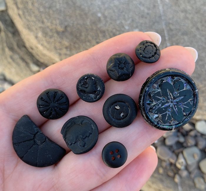 Black Glass Buttons With Different Designs