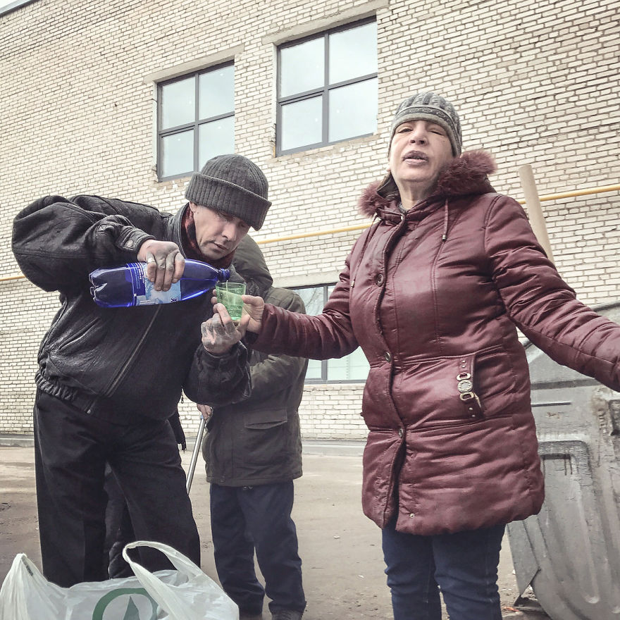 Photographer Reveals Peculiarities Of Russian Daily Life In A Unique Way
