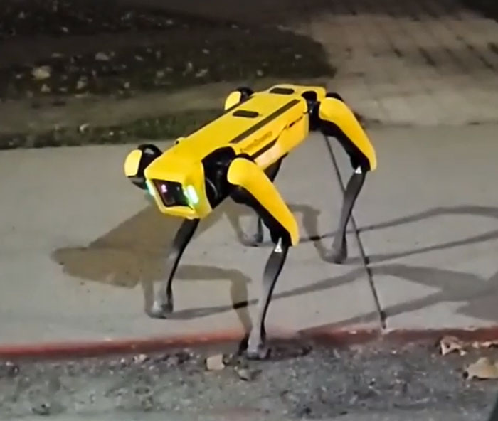 Boston Dynamics’ Dog Spotted On The Streets Of Ontario Is Creeping The Internet Out