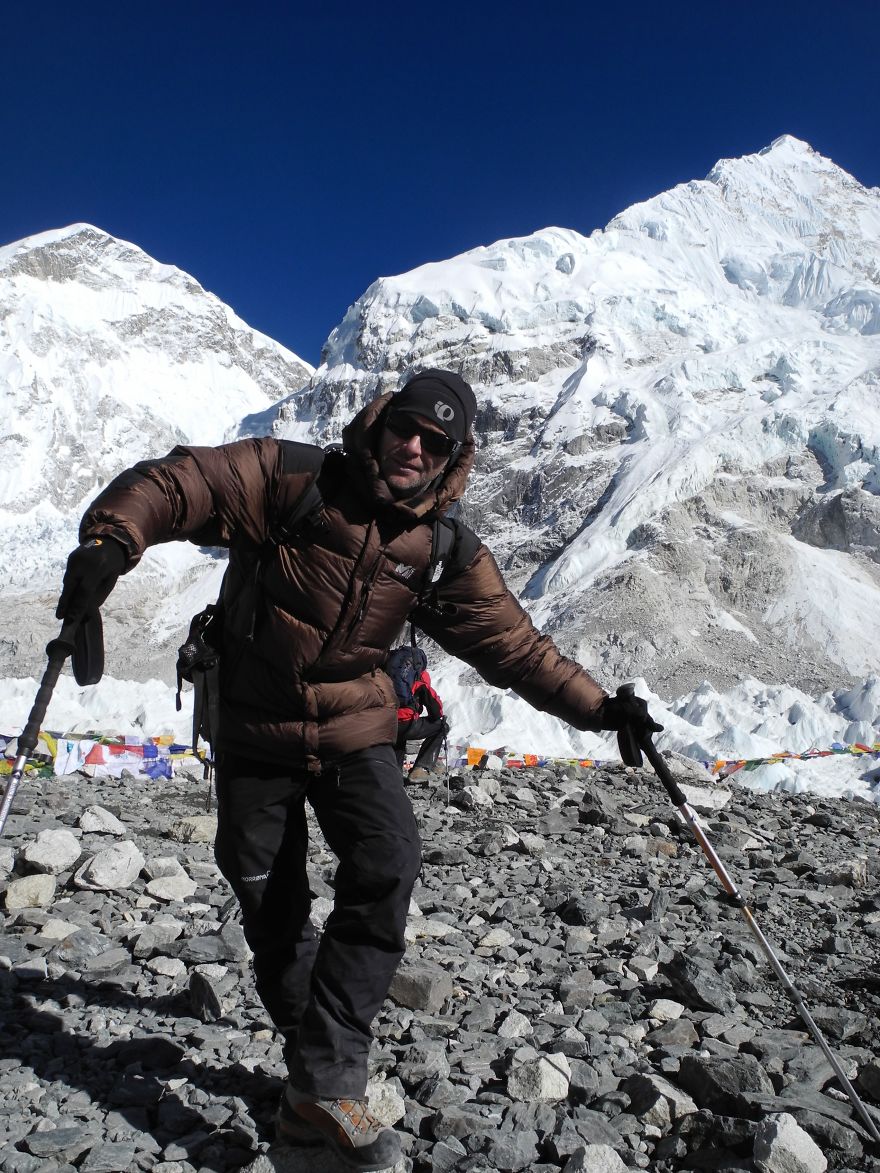 Everest Rocks...