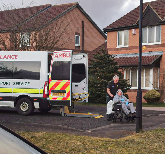 My Neighbour Joe Returning Home From Hospital, Now Part Of The Covid-19 "Recovered" Stats