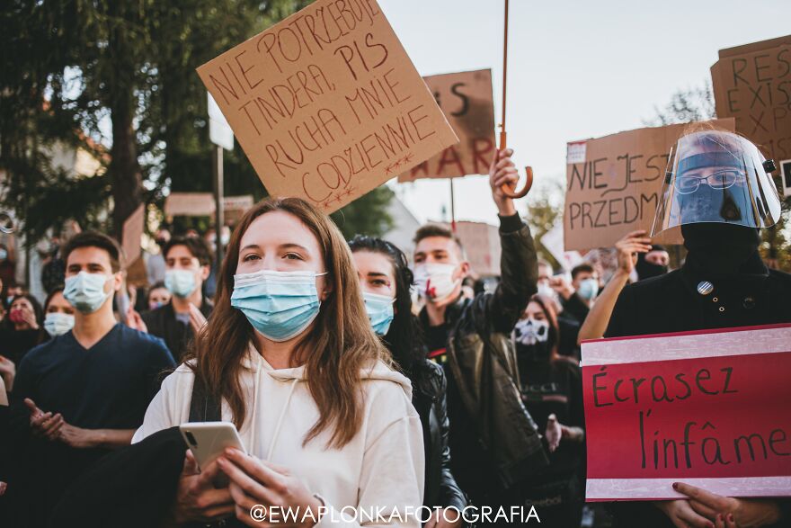People Are Protesting In Poland Against New Laws That Ban Abortion