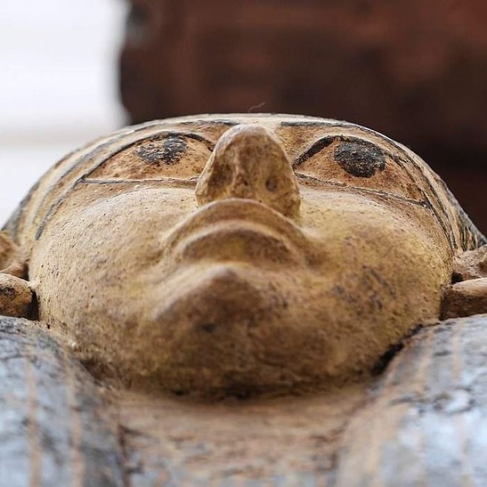 Egyptian Archaeologists Unseal A 2,500-Year-Old Sarcophagus And Cause The Internet To Freak Out