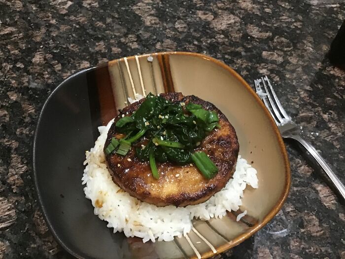 Made This For Me And My Mom For Lunch One Day. Freaking Delicious!! Pan Seared Salmon Patty With Teriyaki Sauce Over Sticky Rice Garnished With Spinach, Chives, And Sesame Seeds!!!