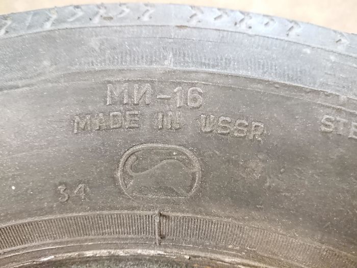 Soy más joven que este neumático