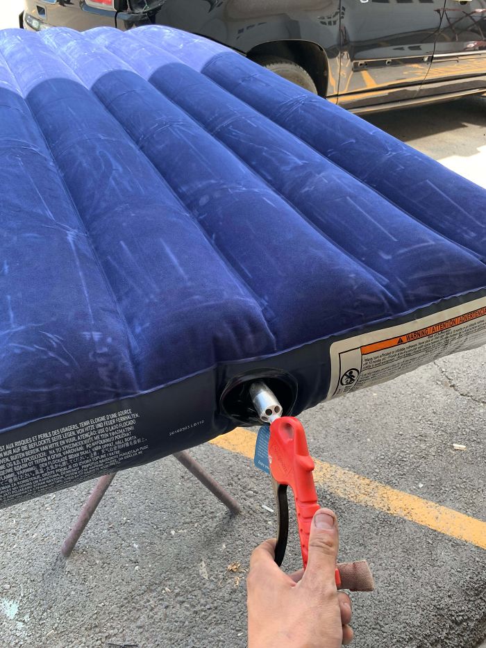 Customer Came In To Get Their Air Mattress Filled Up. No Repair On A Vehicle. Just Air