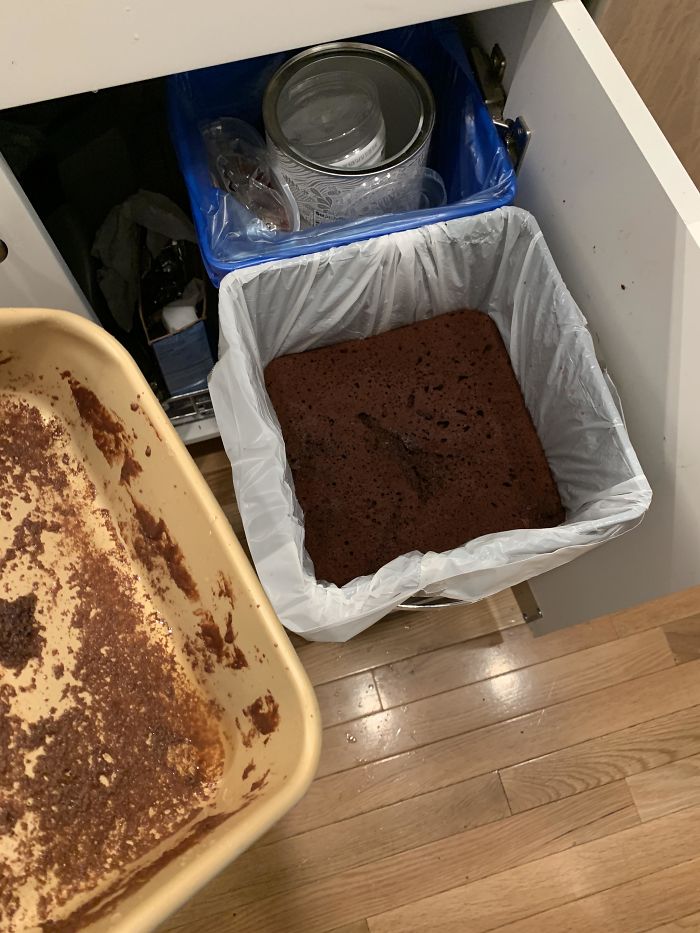 This Failed Attempt At Baking A Cake