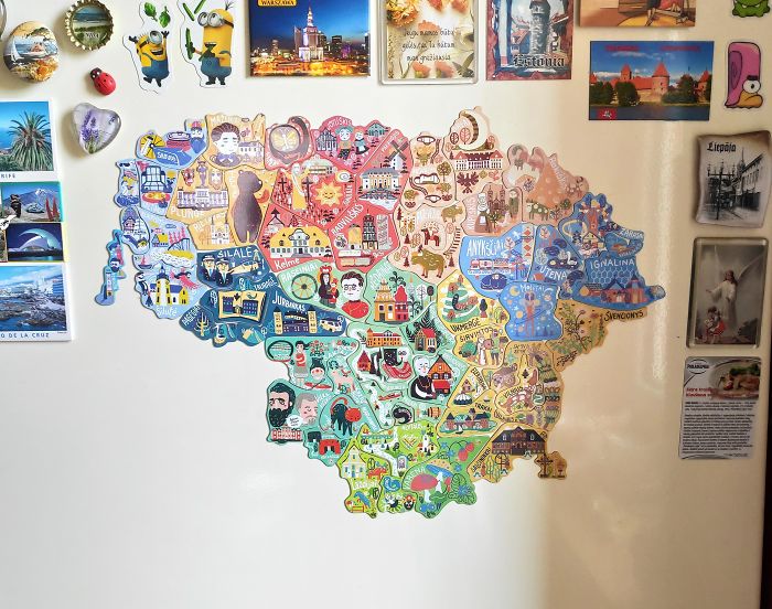 Para aumentar el turismo local, Lituania ha creado un mapa con imanes que solo puedes comprar en la ciudad correspondiente