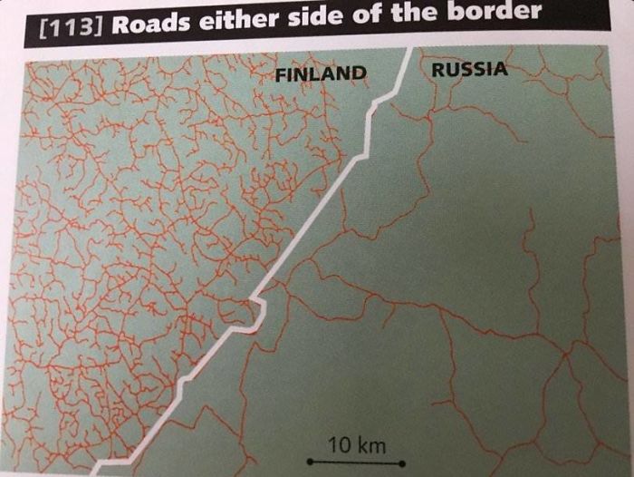 Carreteras a ambos lados de la frontera de Finlandia y Rusia