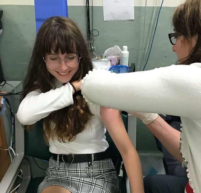 I Decided To Finally Go Vaccinated Behind My Anti-Vax Parent's Back!