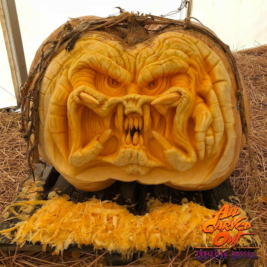 “Predator,” A Carving On A Tremendous 257 Kg Pumpkin