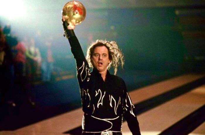 In Kingpin (1996) Bill Murray Plays The Infamous Pro-Bowler Ernie Mccracken. In Addition To Improvising Nearly All Of His Lines, Murray Actually Bowled Three Strikes In A Row On Camera To A Live Audience In One Take. Their Thunderous Applause Was Real