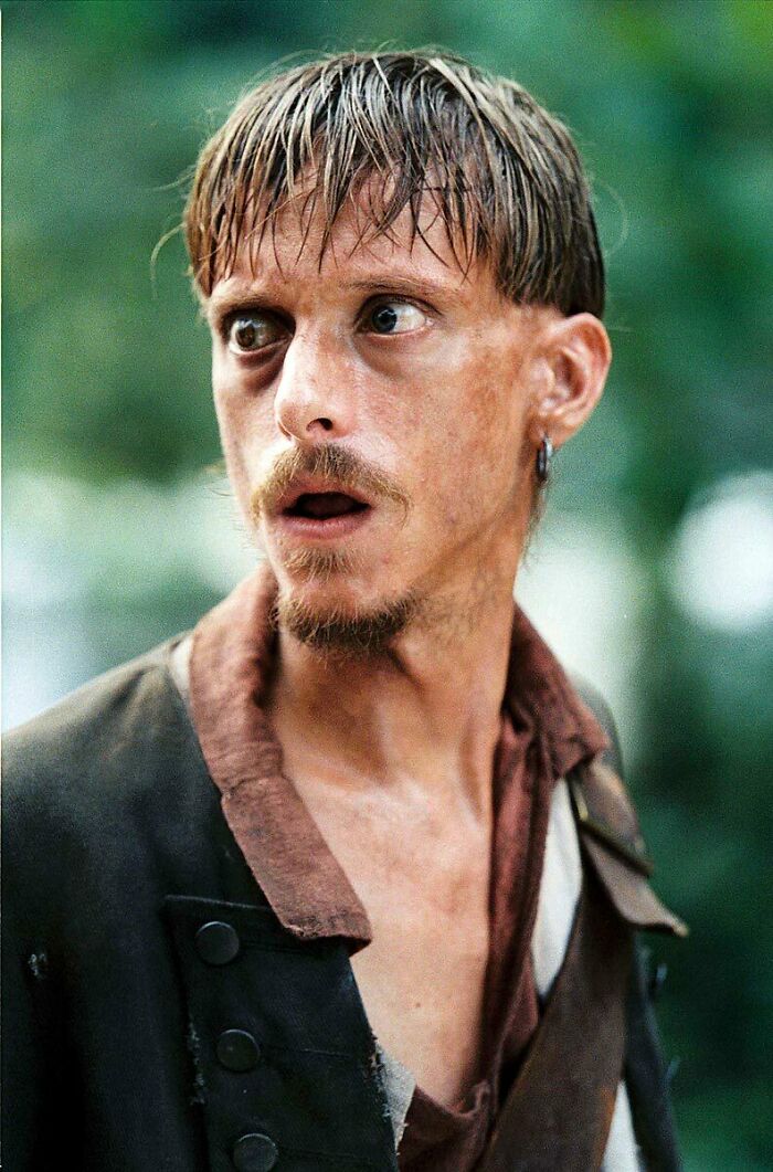 In Pirates Of The Caribbean: Dead Man’s Chest (2006), Actor Mackenzie Crook Had To Wear Two Contact Lenses On Top Of One Another, To Portray His Characters Wooden Eye. He Said: “It’s Uncomfortable…but Not Painful. And It Helps The Character, Because Without It, I’m Just Any Other Pirate.”