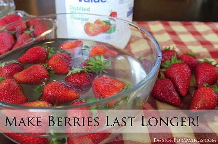 Use A Vinegar Solution To Make Your Berries Last Longer