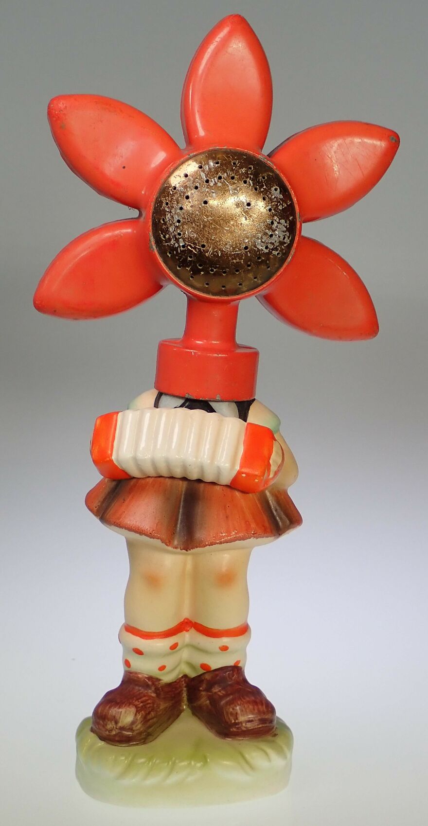 Merzkitsch Cabinet Of Curiosities