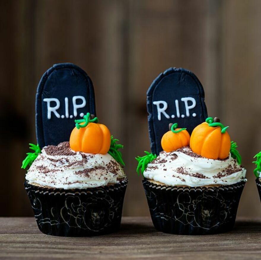 30 Halloween Treats That Will Get You In The Holiday Spirit