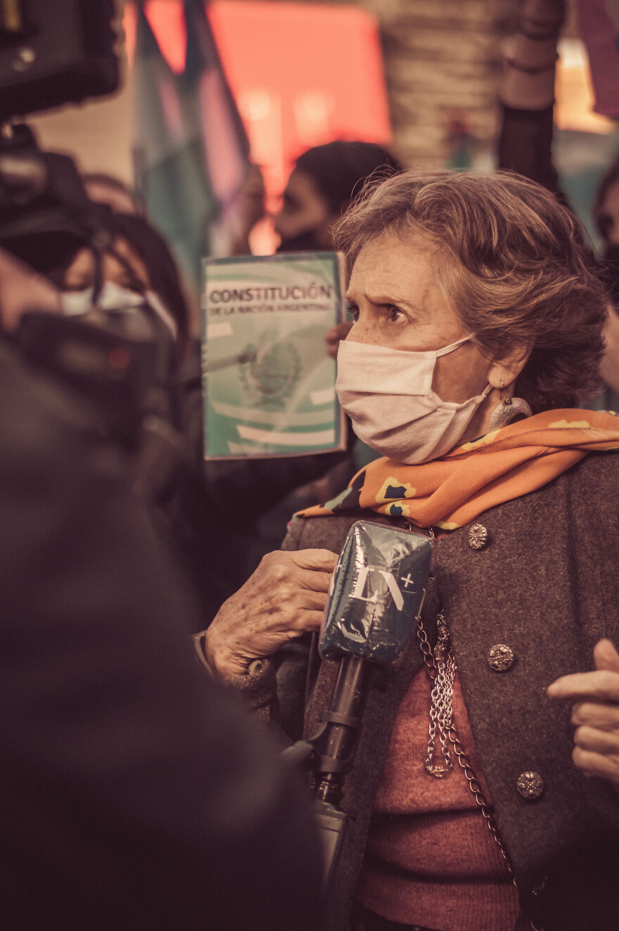 I Photographed Argentina's March Against Government Decisions In 2020
