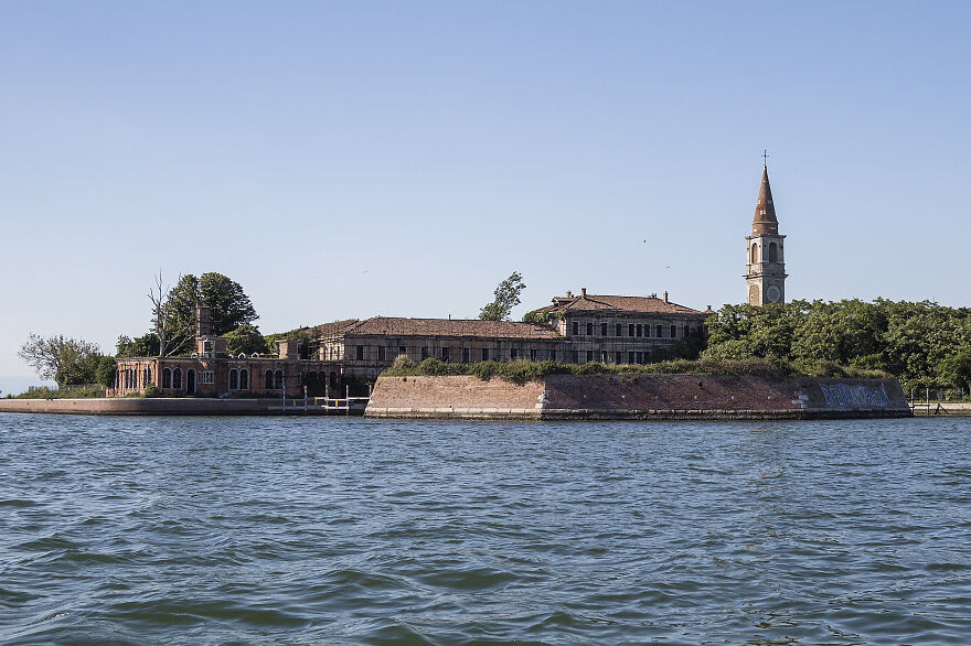 My Friends And Me Filmed A Documentary About The Abandoned And "Haunted" Poveglia Island In The Venetian Lagoon.