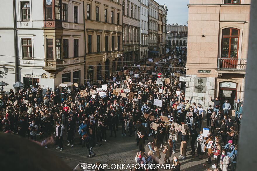 People Are Protesting In Poland Against New Laws That Ban Abortion