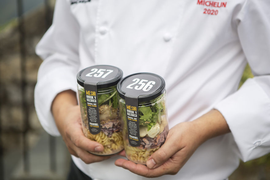 This Chef Demonstrates That On Average, A Slovenian Wastes More Than 250 Potential Meals In A Year