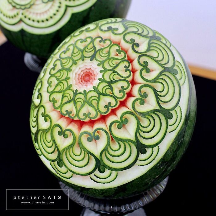 Fruit-Carving-Art-Tomoko-Sato