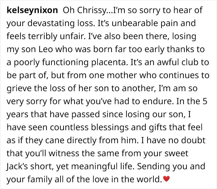 Chrissy Teigen Suffers A Miscarriage, People Support Her And Say She Helped Other Mothers Feel Less Alone