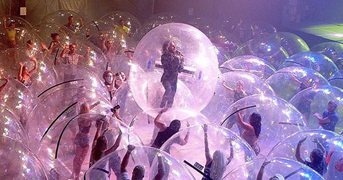The Flaming Lips Hold A Socially Distanced ‘Bubble’ Concert Where Everyone’s In Their Own Personal Space Bubble