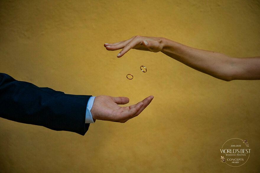 This Fine Art Take On The Ring Exchange By Luca And Marta Gallizio