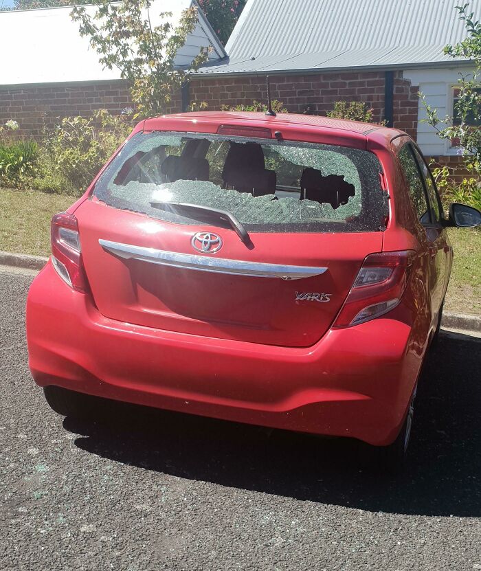 Woke Up To This, They Stole My Bag And My Plates, Used Them On A Stolen Car To Steal From A Local Family Owned Business. Cops Show Up At My Mums And Demand An Alibi From Her As They Were Registered Under Her Name
