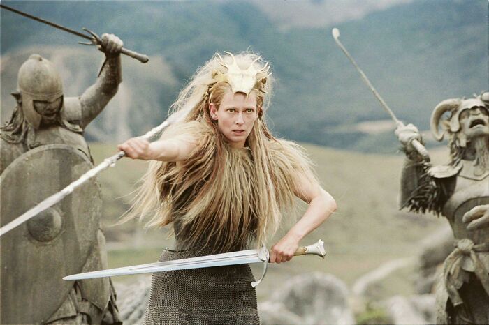 In Chronicles Of Narnia: The Lion, The Witch And The Wardrobe (2005) The White Witch Has Aslan Shaved Before She Kills Him. She Is Then Seen Wearing His Fur Into Battle