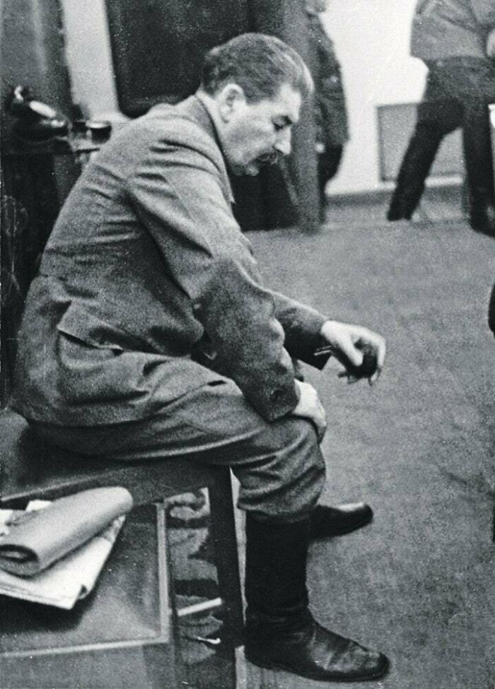 At 4:31 Am, An Unauthorized Photo Taken Of Stalin Inside Of The Kremlin Shows The Very Moment He Was Informed That Germany Had Began Their Invasion Of The Soviet Union. It Was Taken By Komsomolskaya Pravda, Editor In Chief. He Was Ordered To Destroy It, But Instead Saved It. June 22, 1941