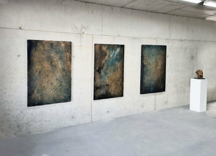 Belgian Artist Crushes Authentic 85 Mln Year Old Dinosaur Bones To Create New Artworks Belgian Artist Crushes Authentic 85 Mln Year Old Dinosaur Bones To Create New Artworks