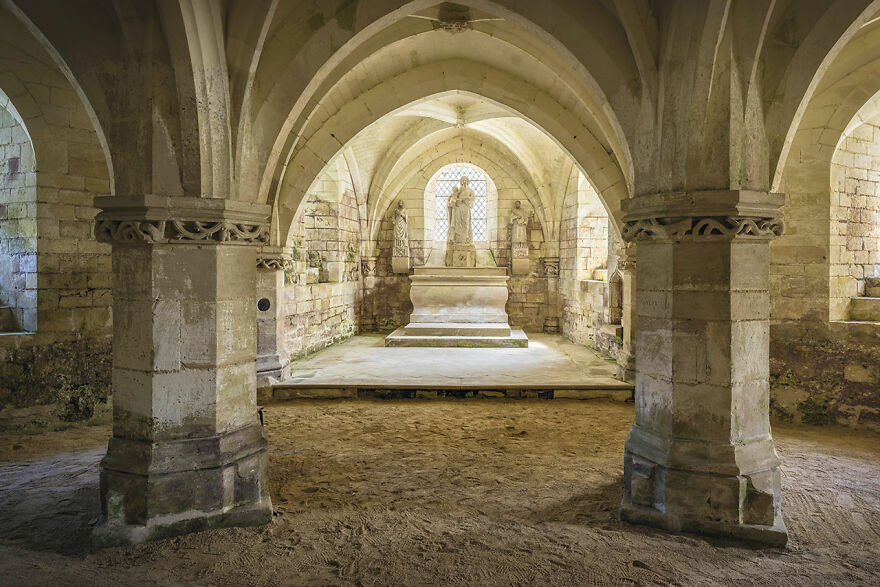 Below Everything, Next To Nothing / 12th And 16th-Century Crypt, France, Grand-Est Region