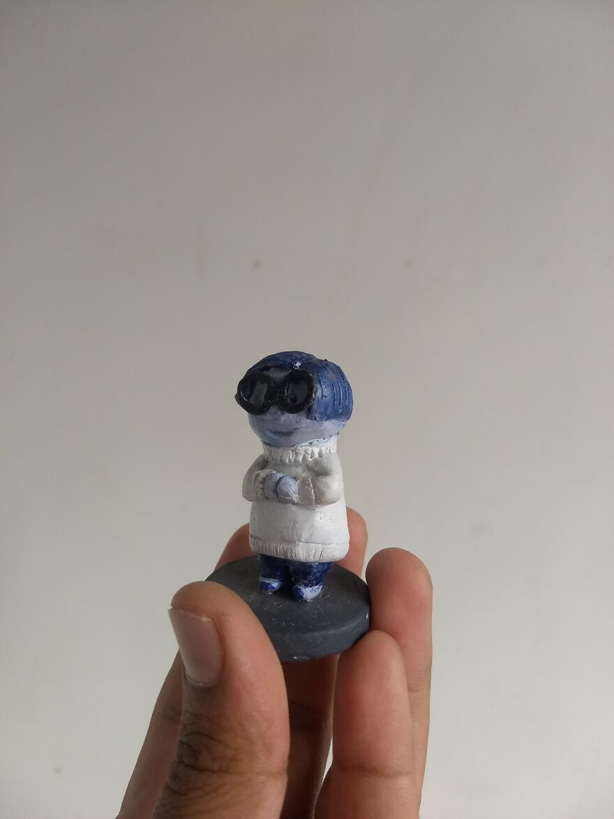 An Artist Who Make Handmade Sculptures Out Of Compound Resin During His Lockdown An Artist Who Make Handmade Sculptures Out Of Compound Resin During His Lockdown